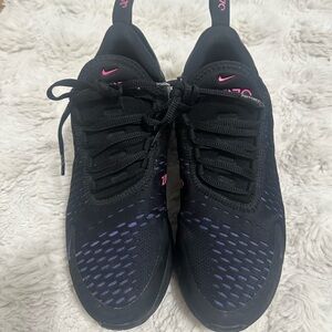 Nike Women's Black and Pink Running Shoes